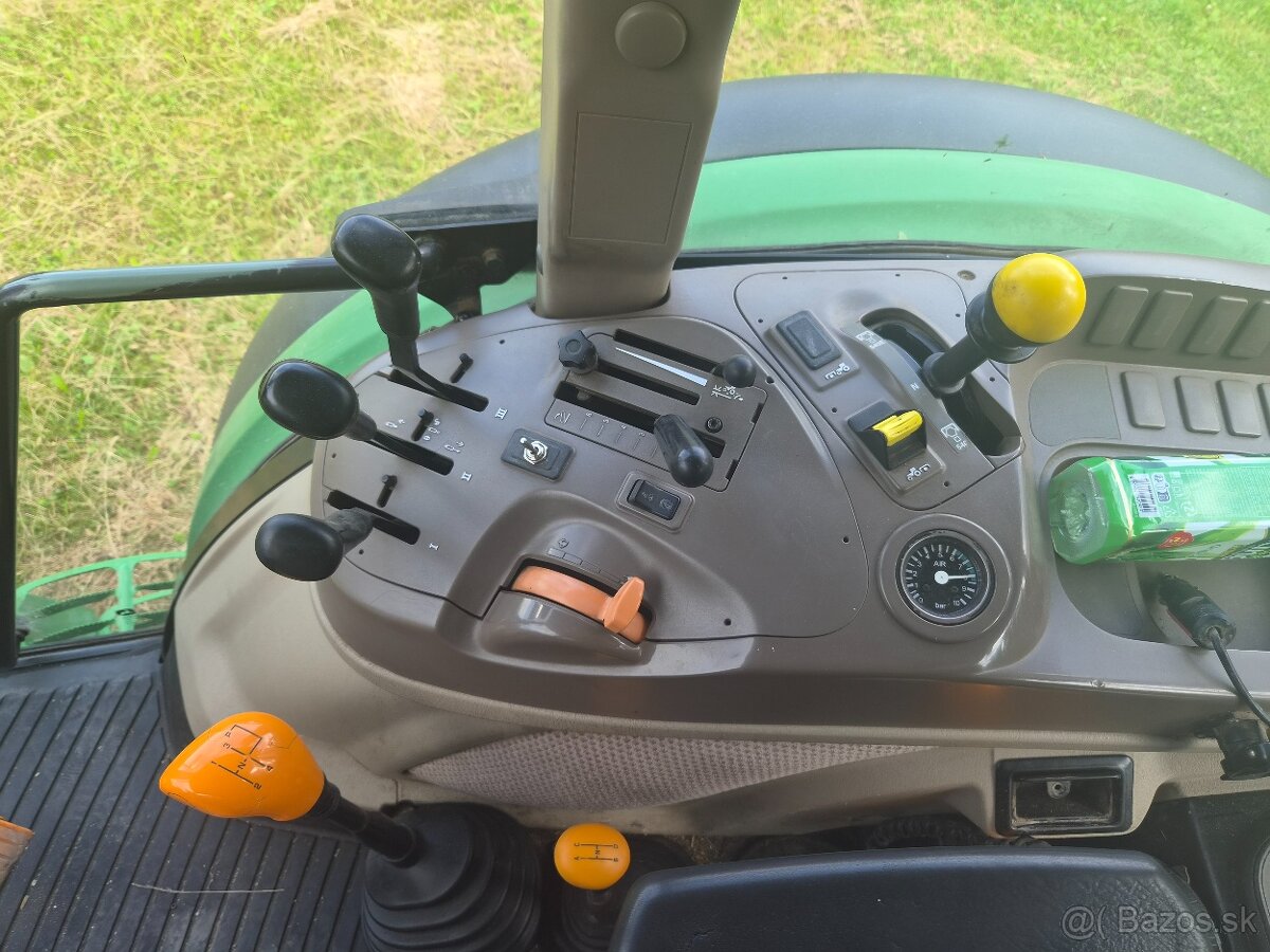 Predám traktor John deere 5100 M - 11
