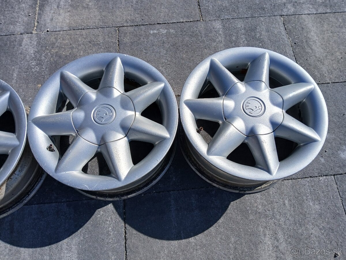 Felicia 4x100 R13 - 11