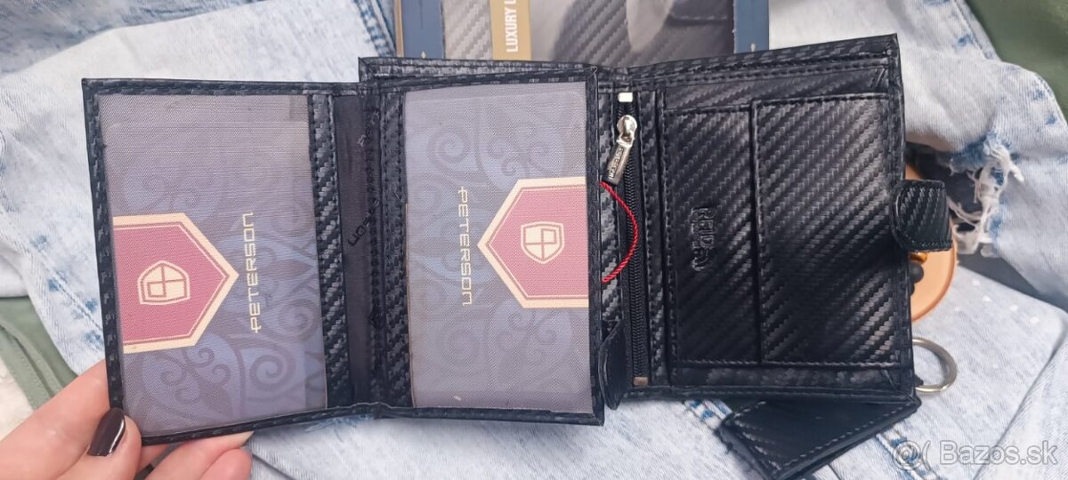 Kožená čierna peňaženka PeTerson - 11