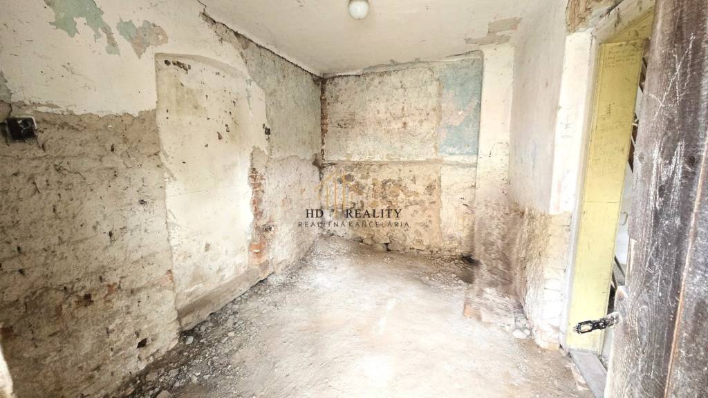 Nehnuteľnosť s pridanou hodnotou: RD s pozemok v Šálkovej - 11