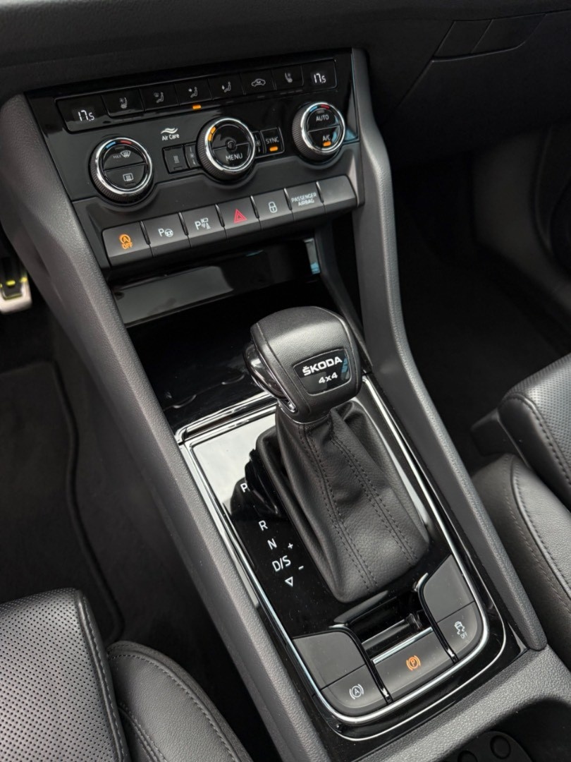 Škoda Kodiaq 2.0TDi 200PS DSG 4x4 L K WEBASTOŤAŽNÉ - 11