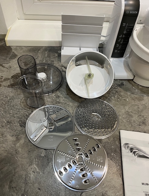 Bosch mum 4855/08 kuchynský robot 600w - 11