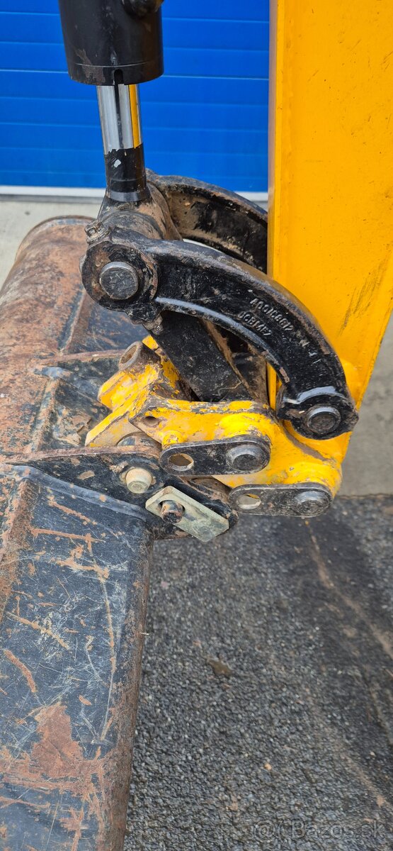 Jcb 19 c-1 r2019 - 11