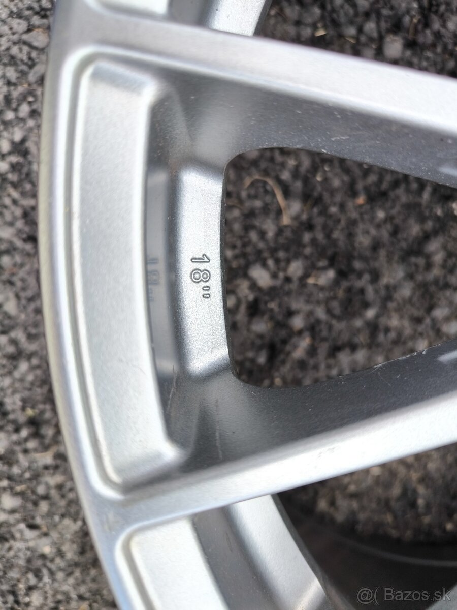 OZ Racing SuperTurismo LM R18 - 11