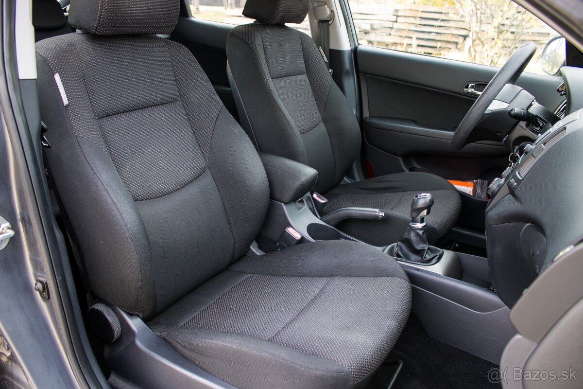 Hyundai i30 1.4i MPI DOHC CVVT Classic Plus - 11