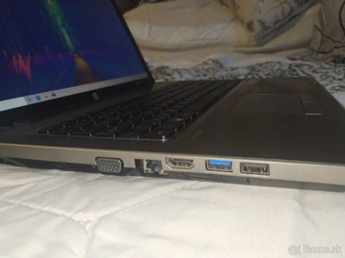 HP ProBook. Intel - i5. 8 GB. 17,3"HD+.640 GB. - 11