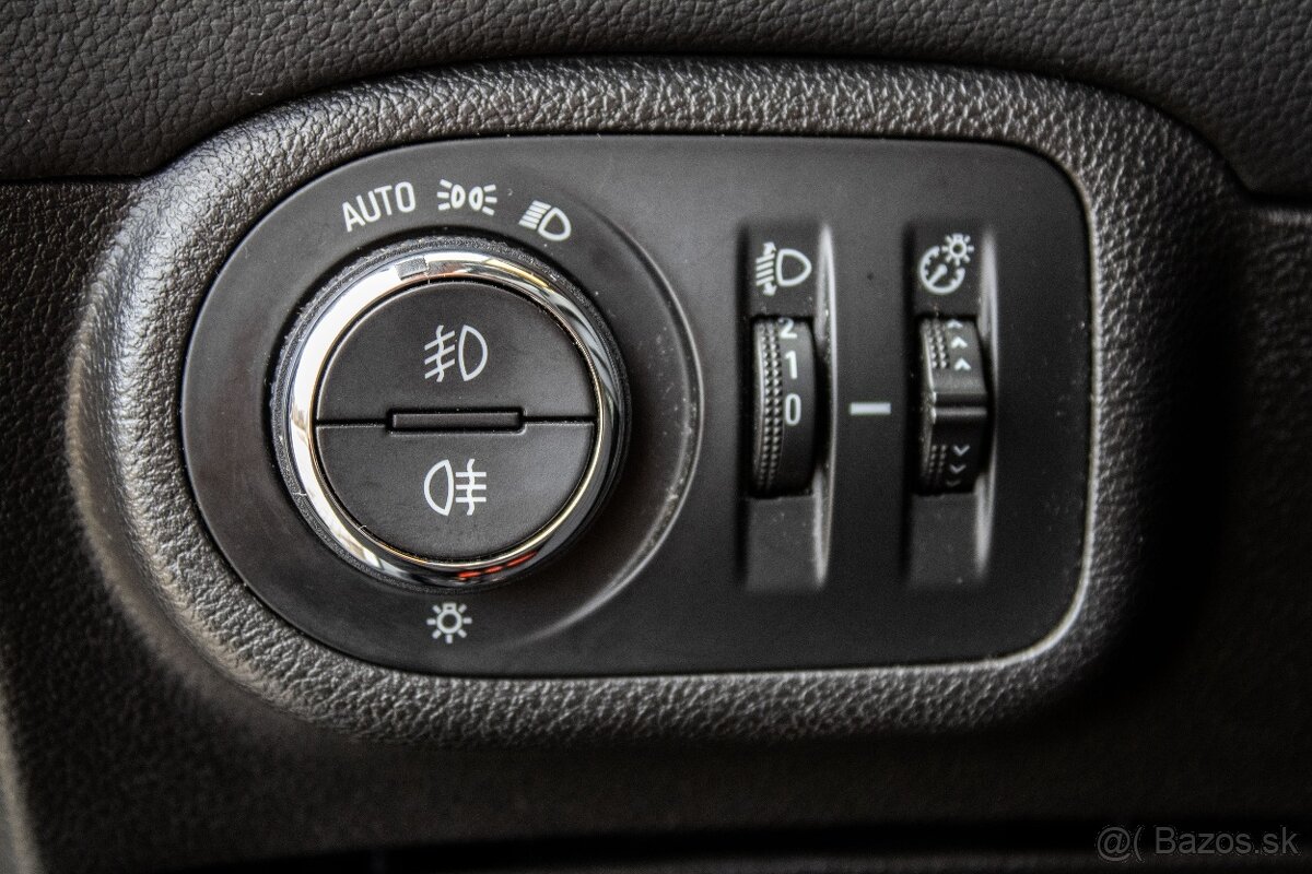 Opel Zafira Tourer 103kW LPG 2017 - 11