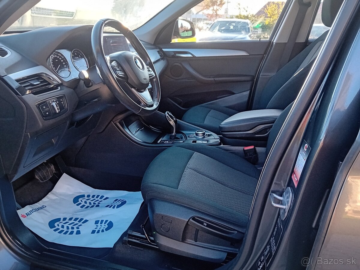 BMW X1 XDrive 18d SL AUT DPH 4X4 - 11
