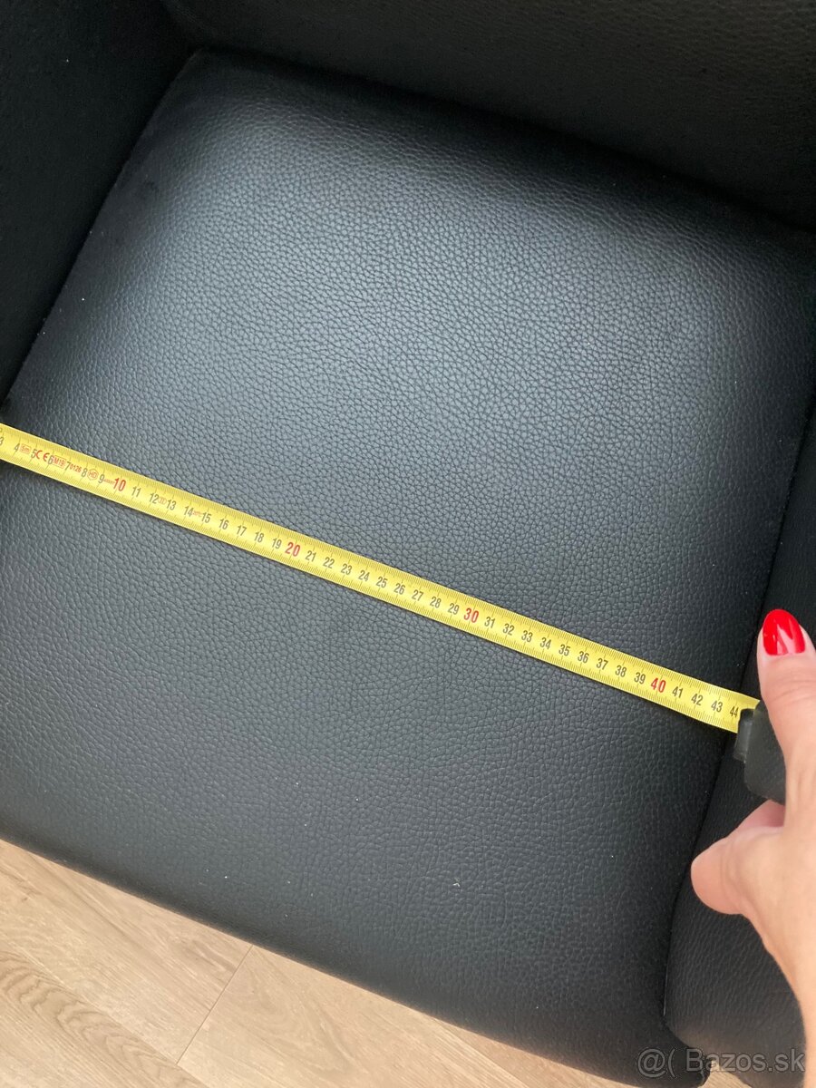 Kreslo otaceci a operne - 11