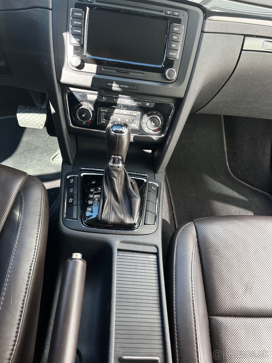 Superb Laurin & Klement - 11