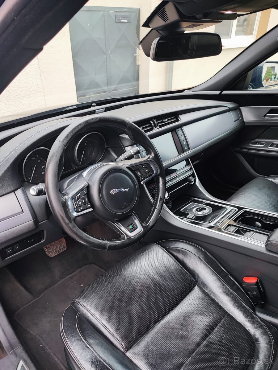 Predám Jaguar XF ,132kw, 10/2018 - 11