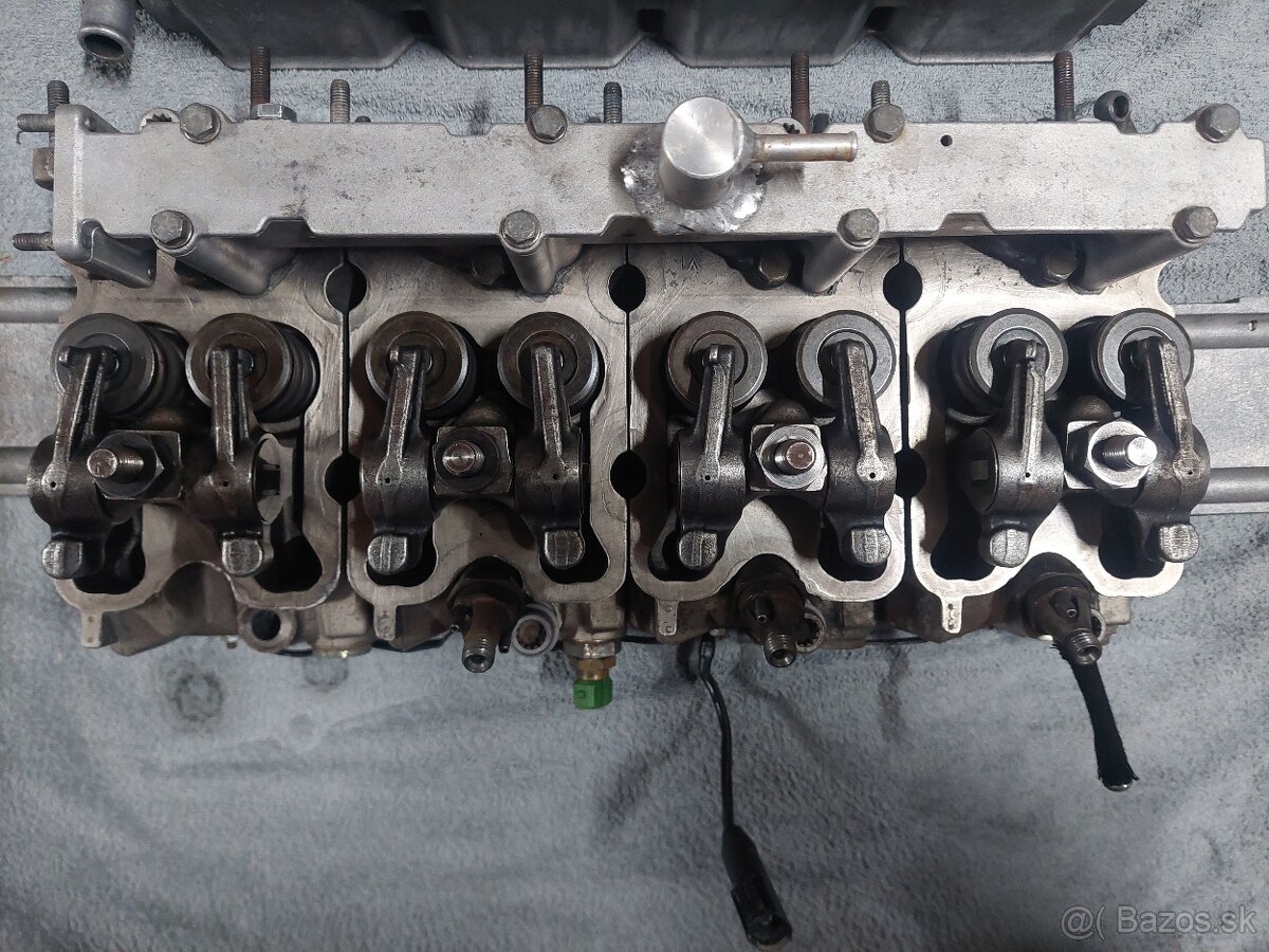JEEP CHEROKEE XJ 2.5 TD hlava valcov motora - 11