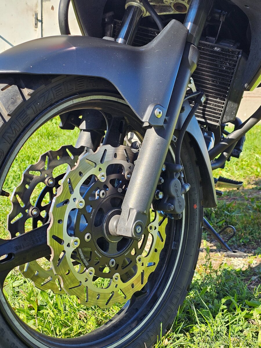 Predám Suzuki DL650 V Strom 2008 - 11