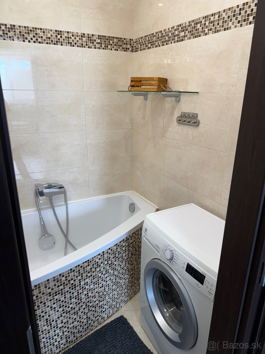 Prenájom 2 izbového bytu Galanta - 11