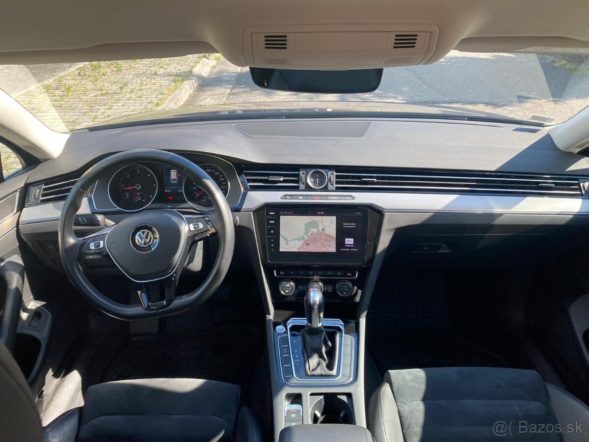 2017 Volkswagen Passat Variant 2.0 TDI BMT Highline DSG - 11