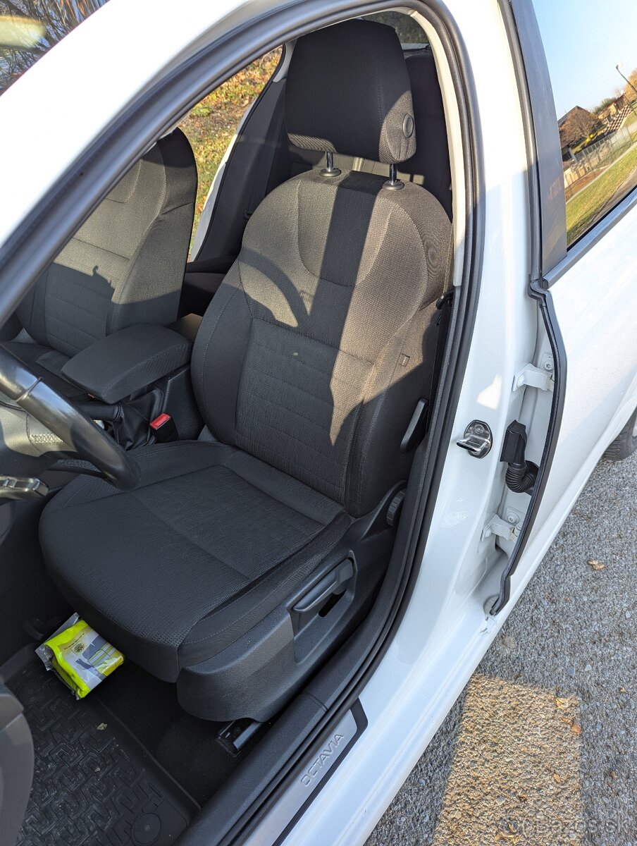 Predám Škoda Octavia 3 do 6.3. cena 5500 - 11