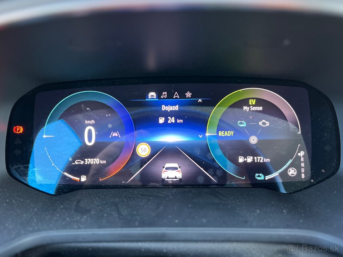 Renault Captur | plug-in hybrid | v záruke - 11