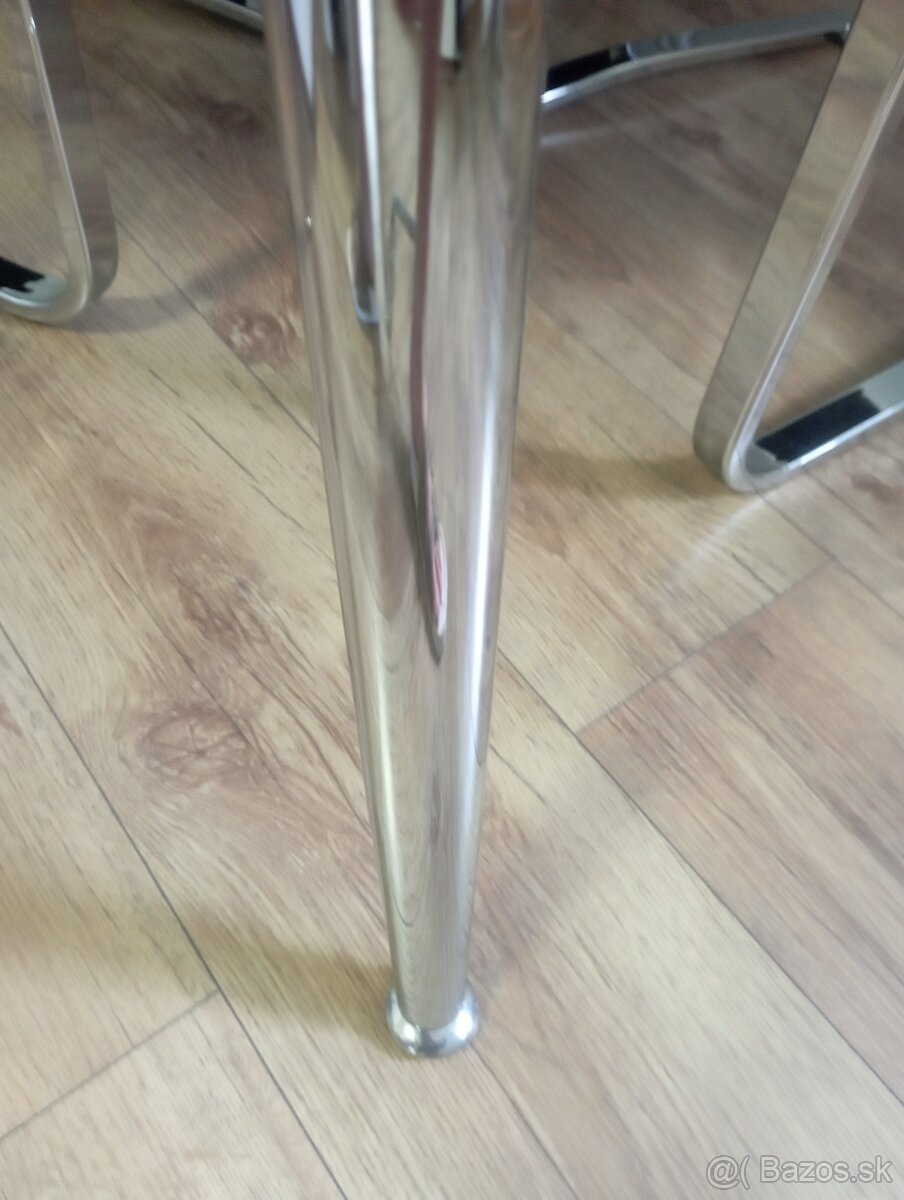 Stoličky 5ks + stôl - 11