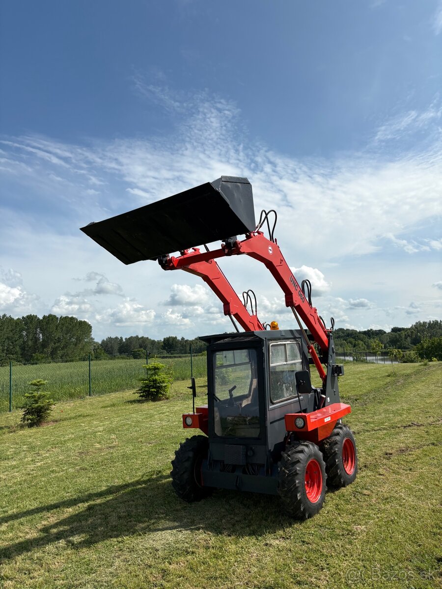 Predám nakladač UNC 060 - 11