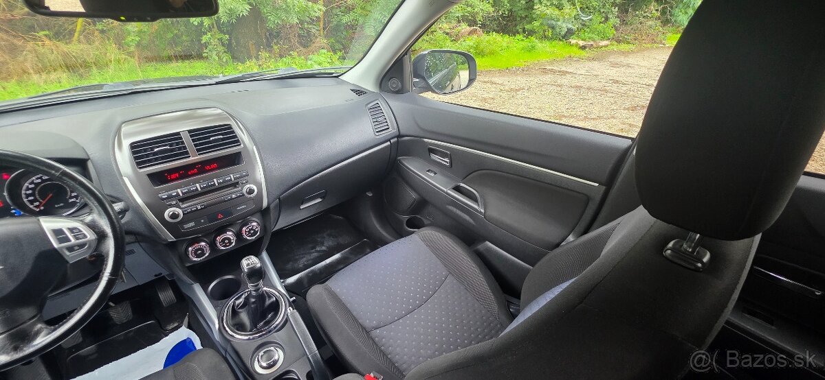Mitsubishi ASX - 11