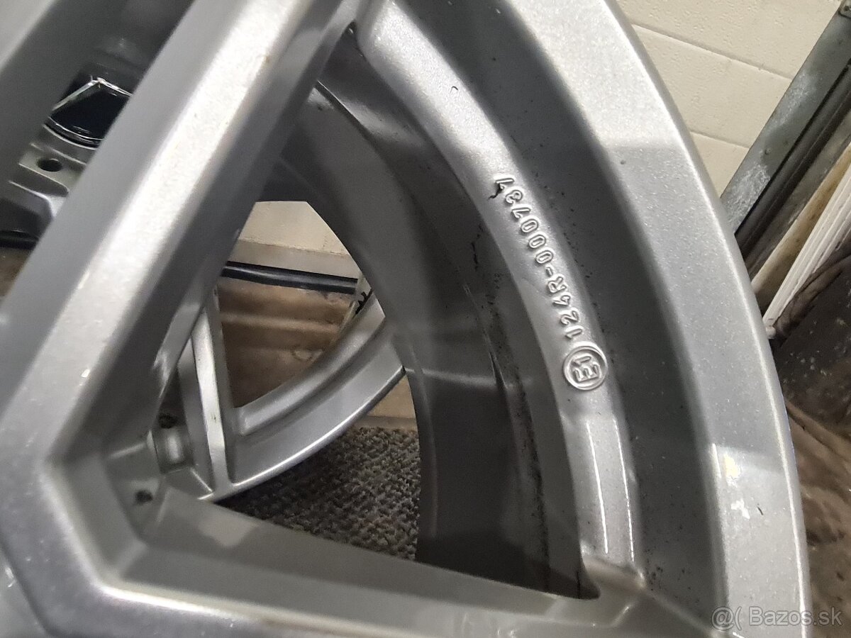 ALU DISKY 5X112 R18 UNIWHEELS 8,5J ET34,5 - 11