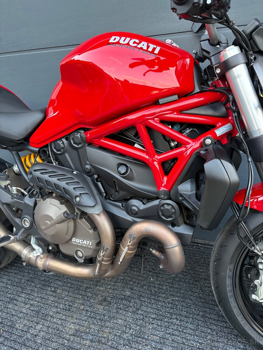 Ducati Monster 821 - 11
