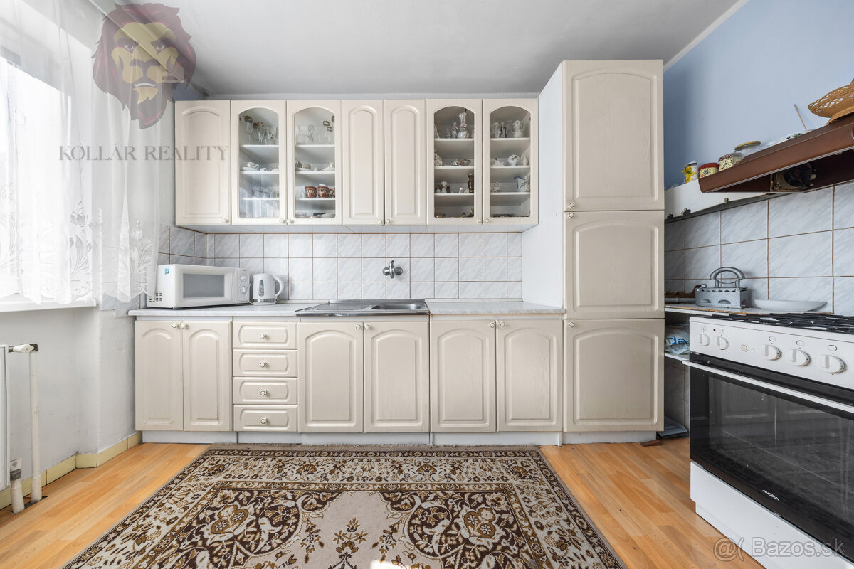 REZERVOVANÉ 4-izbový rodinný dom v Ilave so záhradou - 11