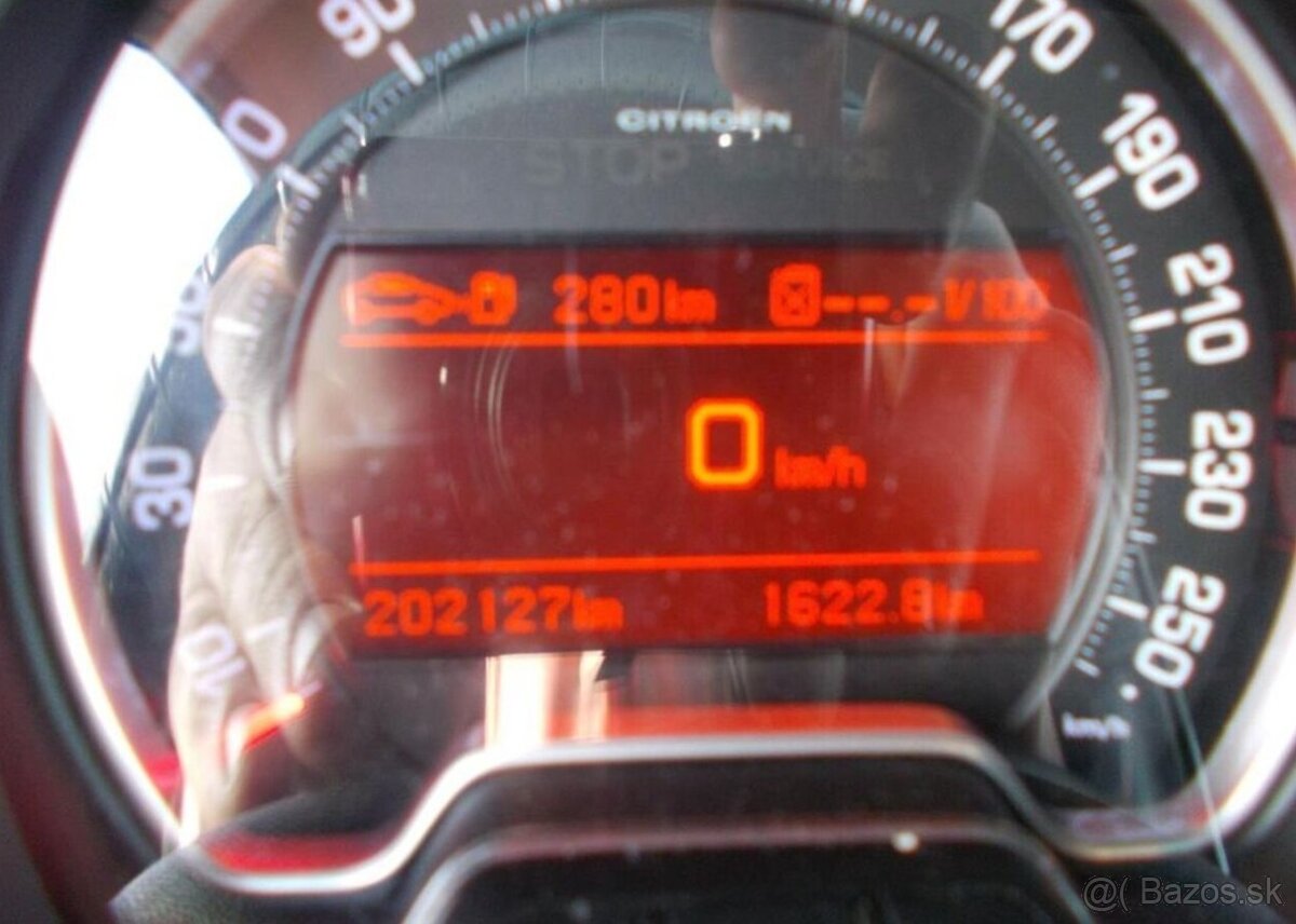 Citroën C5 2,2HDI nafta manuál 125 kw - 11