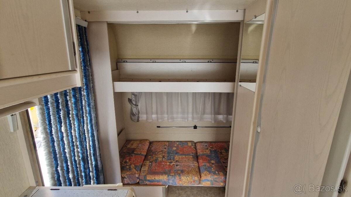 karavan Adria 390 4miest 795/1100kg, .,poschodová posteľ - 11