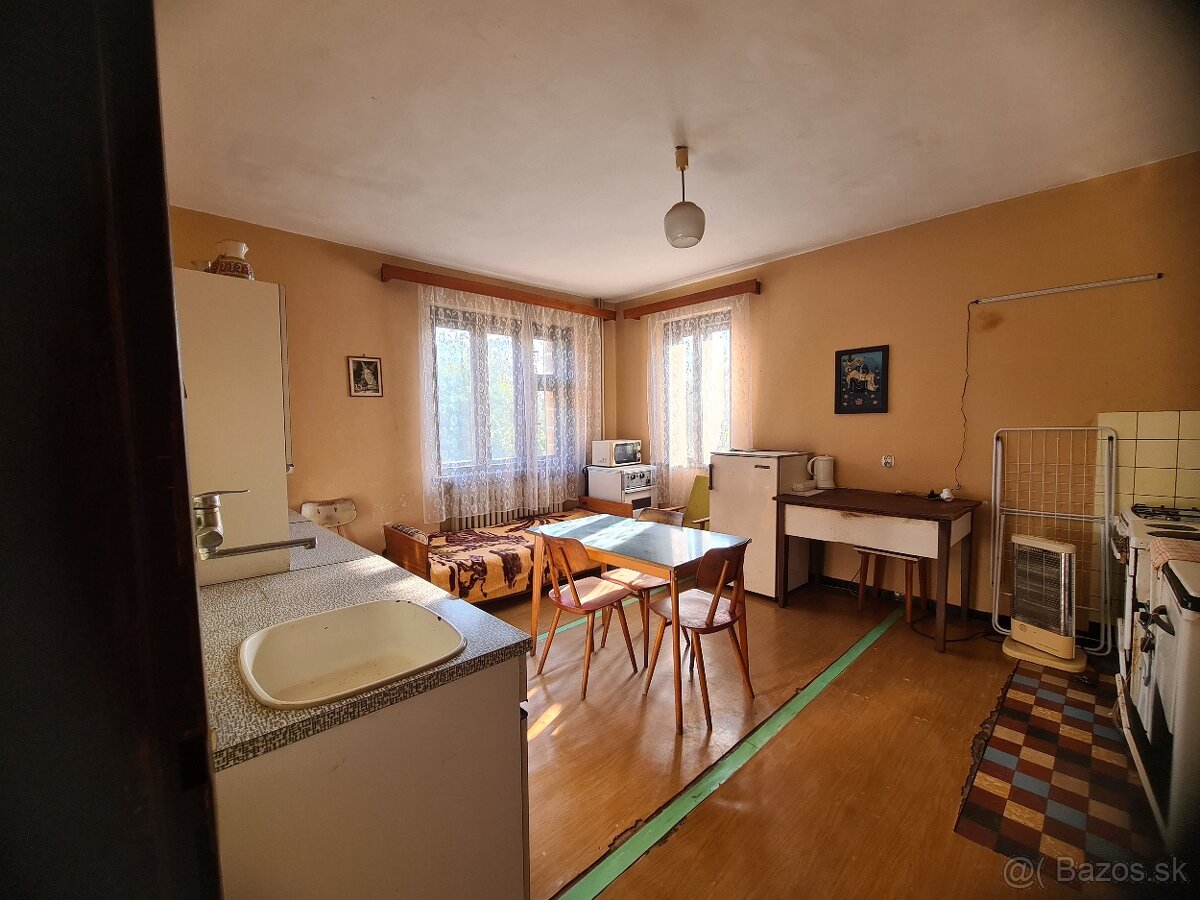 Predám rodinný dom v Púchove - 11