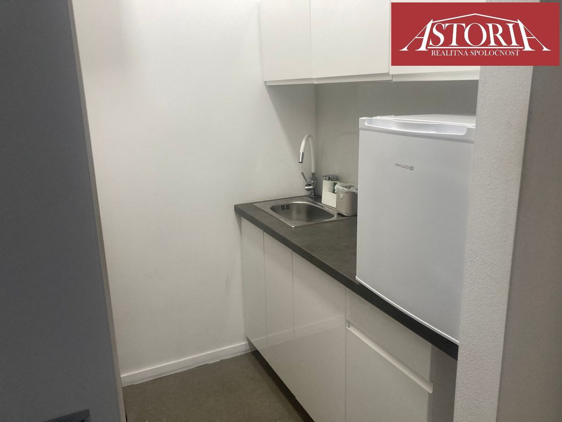 Výrobno-skladové priestory na prenájom Martin - 11