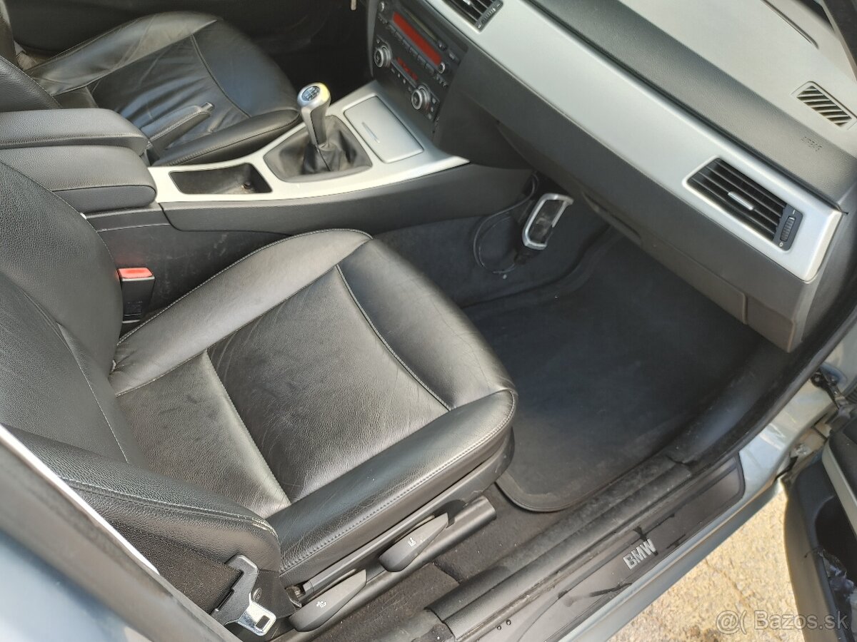 Predám BMW E91 320D r.v 2007 120kw - 11