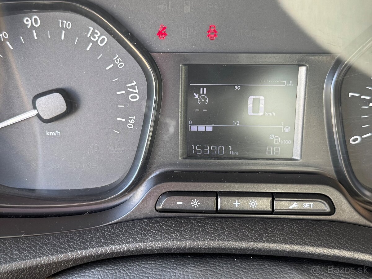 Peugeot Expert TRAVELLER - 11