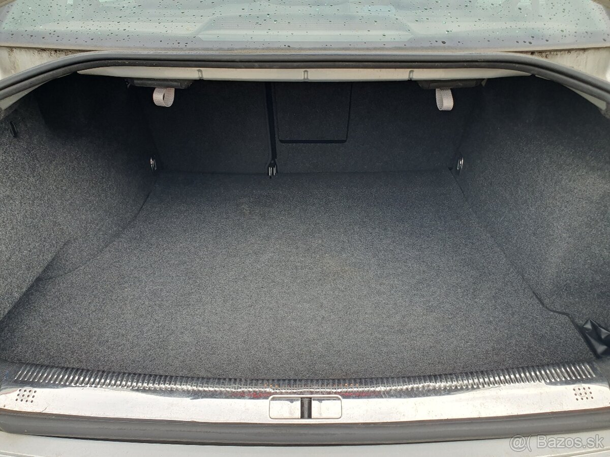 Škoda Superb 2.0 TDI Comfort DPF 6M - 11