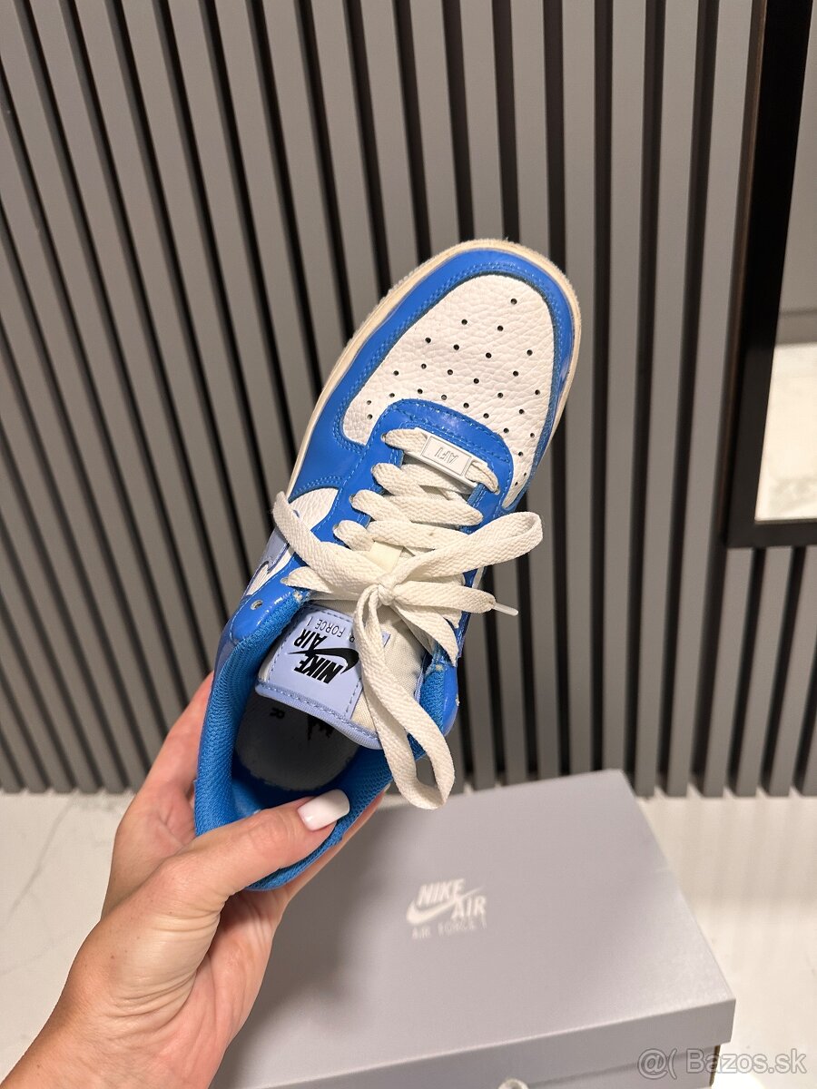 Nike Air Force 1 - 11