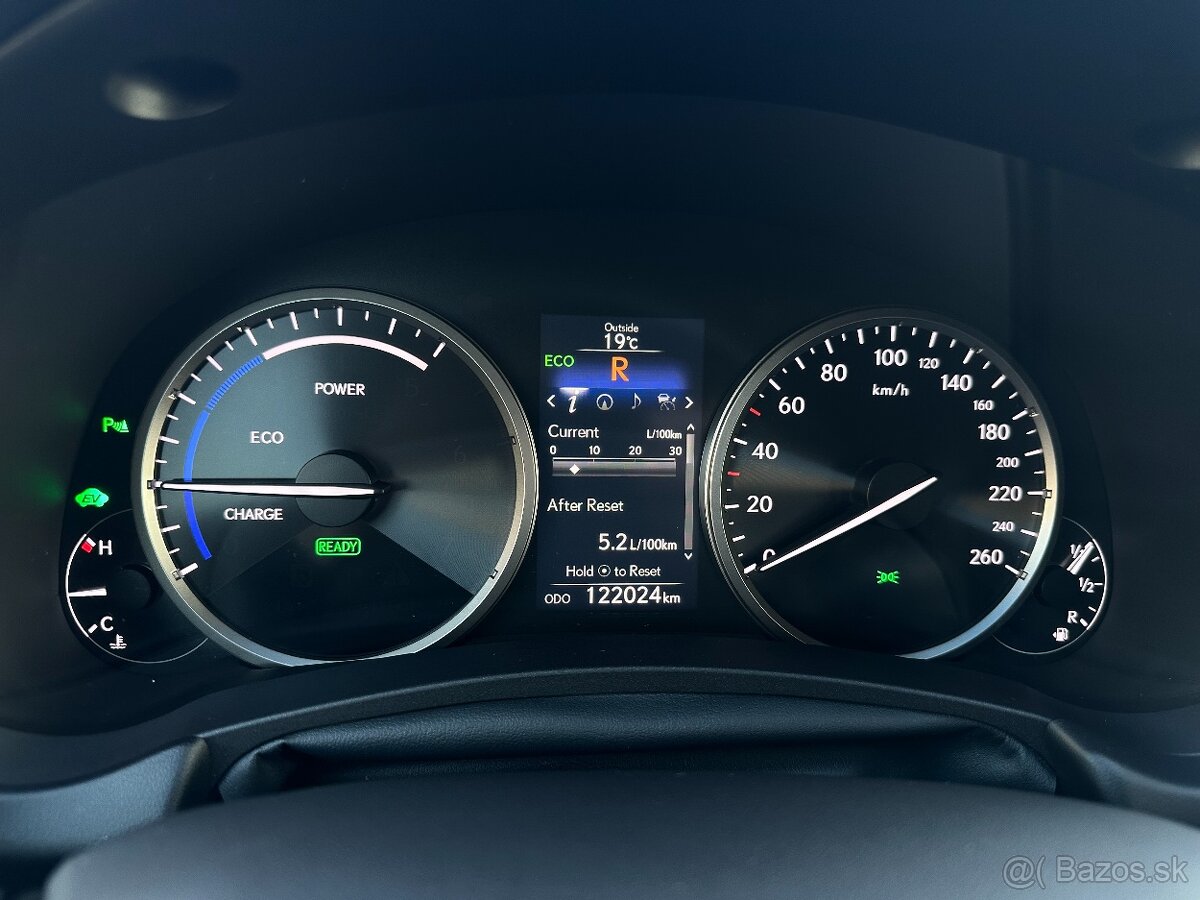 Lexus NX 300h hybrid 4x4 - 11