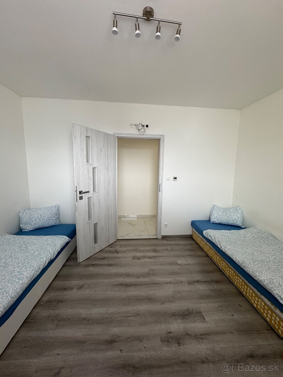 Moderný rodinný dom v Chorvátskom Grobe - 11