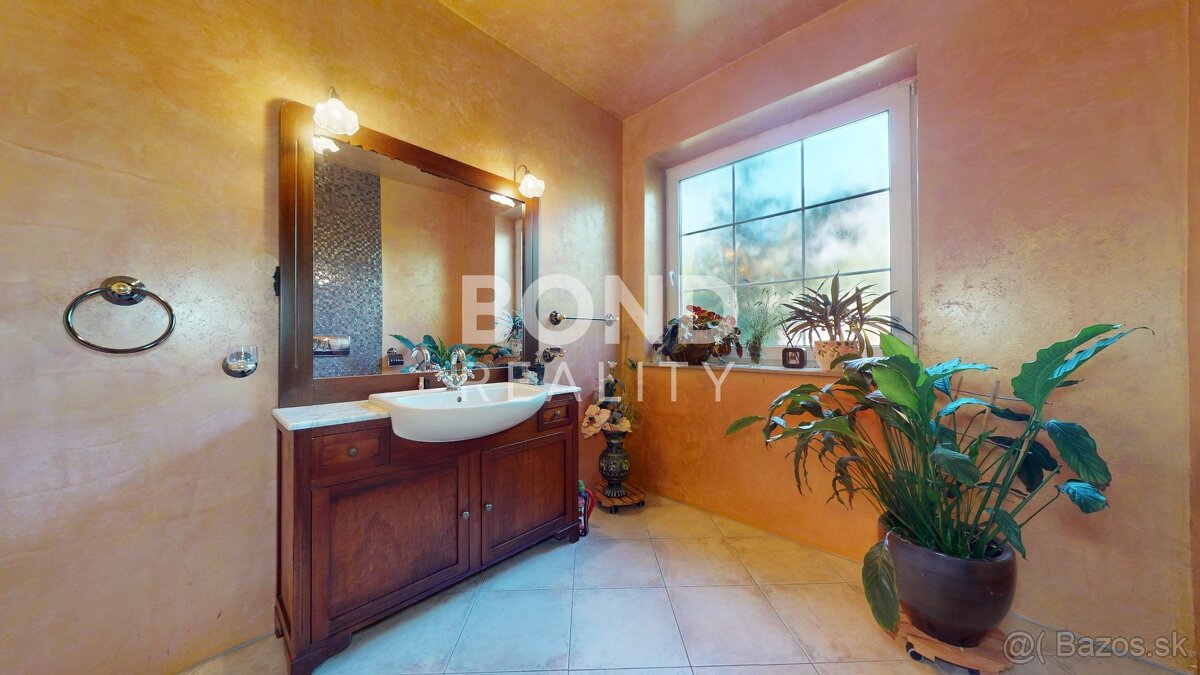 Rodinná vila s rozľahlým pozemkom | 1273m2 | v obci Miloslav - 11