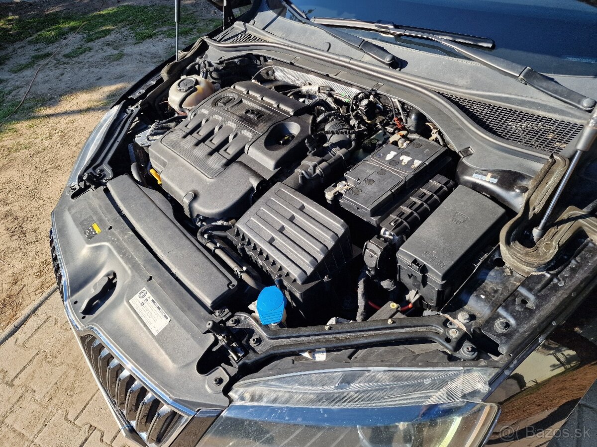 Škoda Superb III 2.0 TDi 150K Style M6 sedan (diesel) - 11