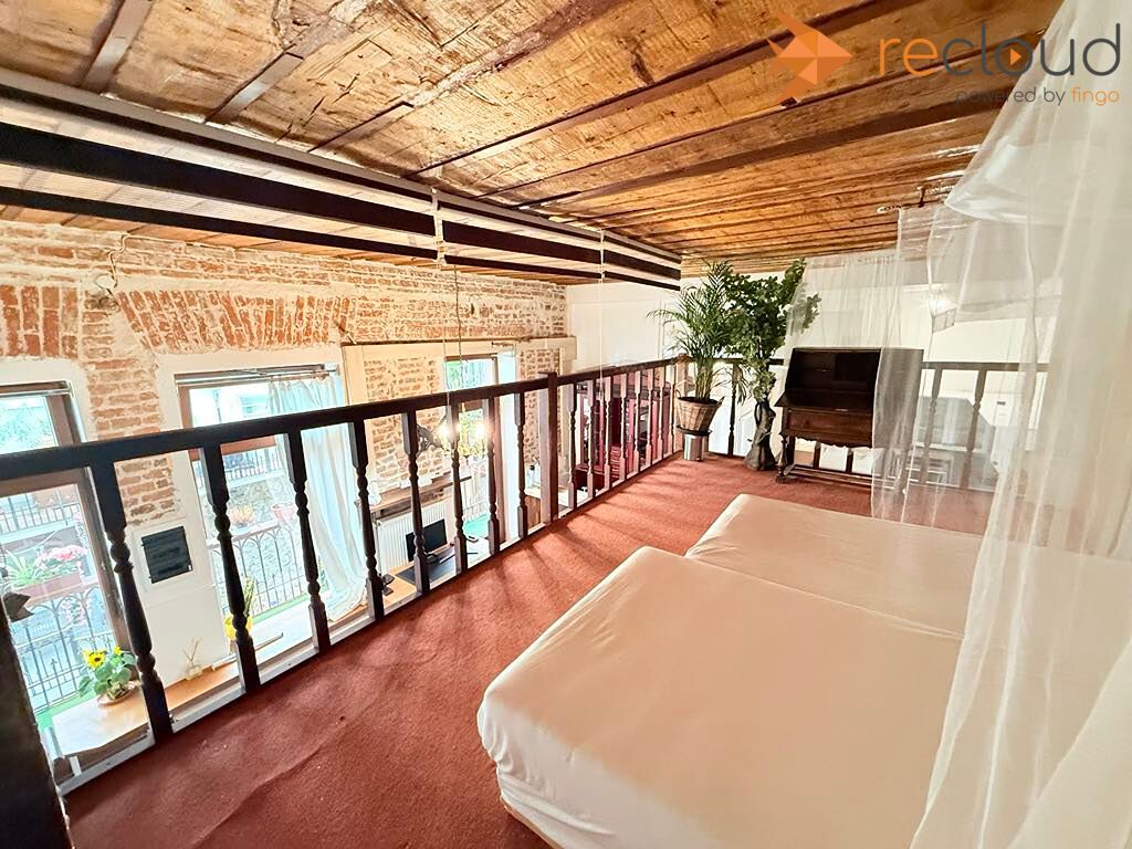 Na predaj výnimočný 2-izbový byt v historickom centre Nitry - 11