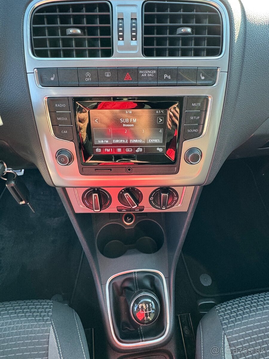 Volkswagen Polo 1.4 TDI BMT Cross - 11