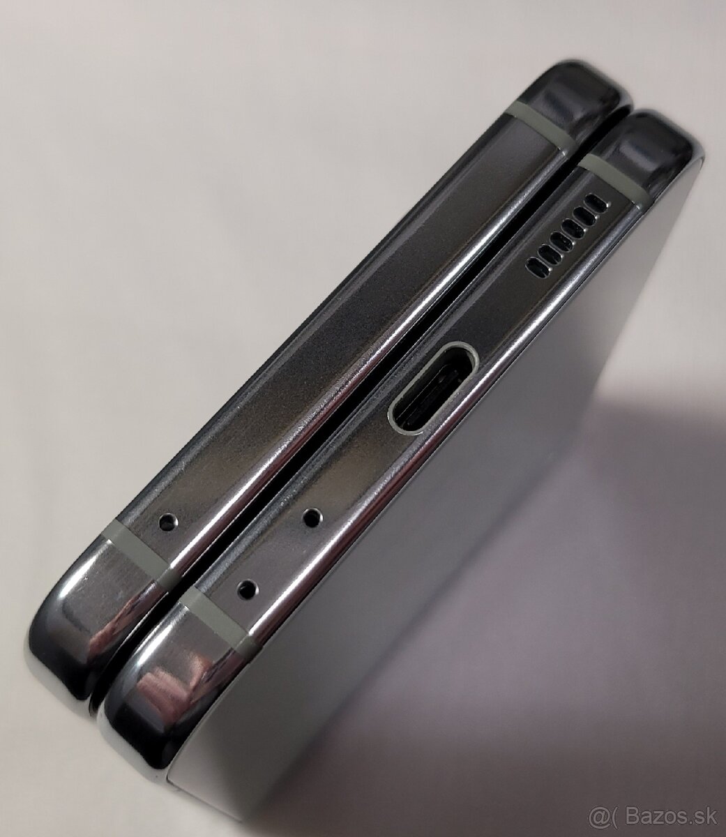 Samsung Galaxy Z Flip 5 256Gb - 11