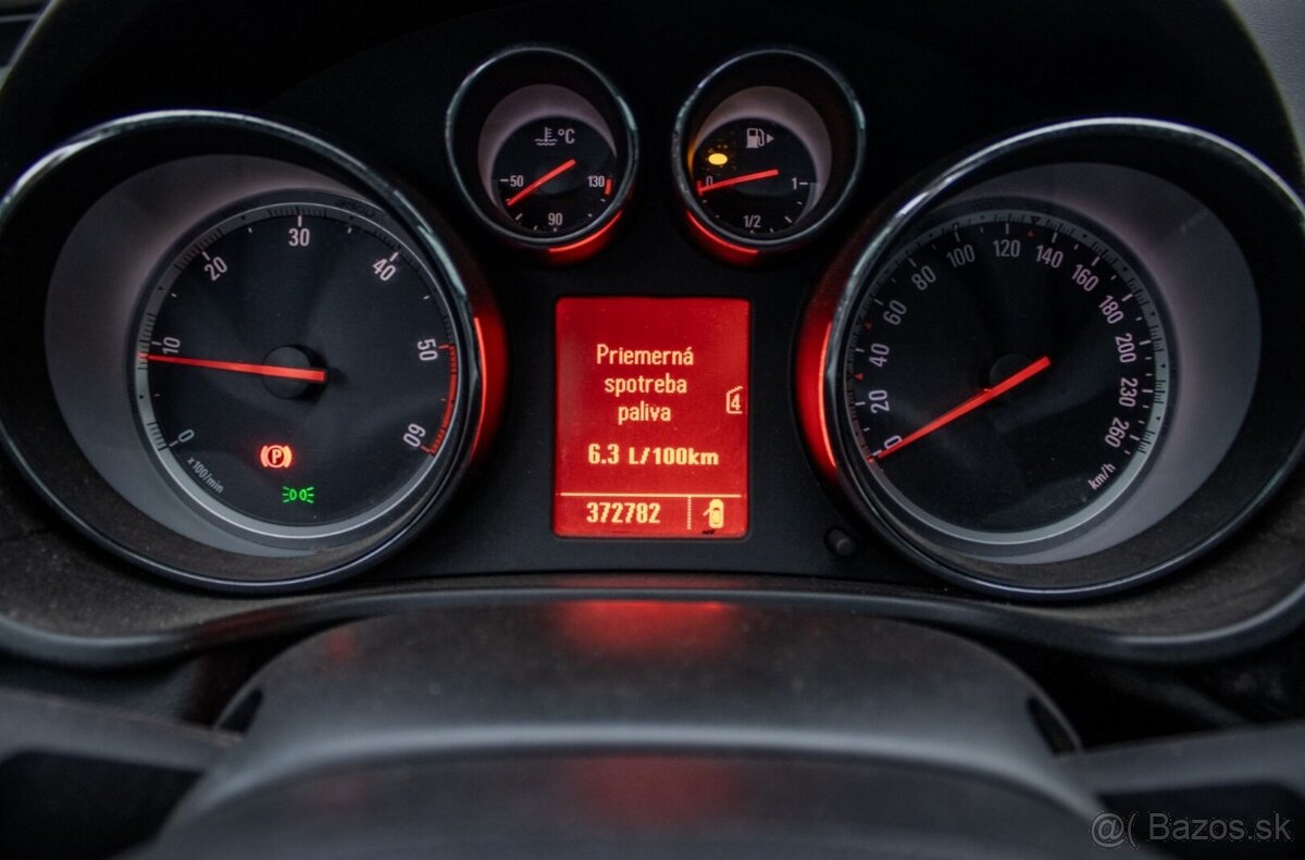 Opel Insignia ST 2.0 CDTI 130k Edition - 11