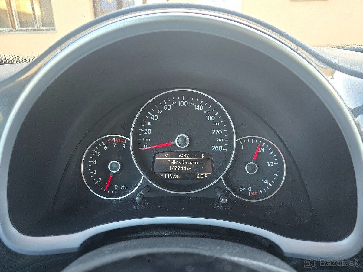 Volkswagen Beetle 2.0 147kW 2013 - 11