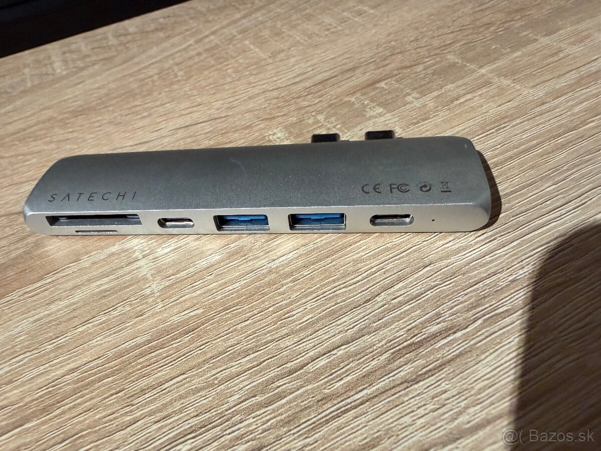 MacBook Pro (13-palcový, 2017, štyri Thunderbolt 3 porty) - 11