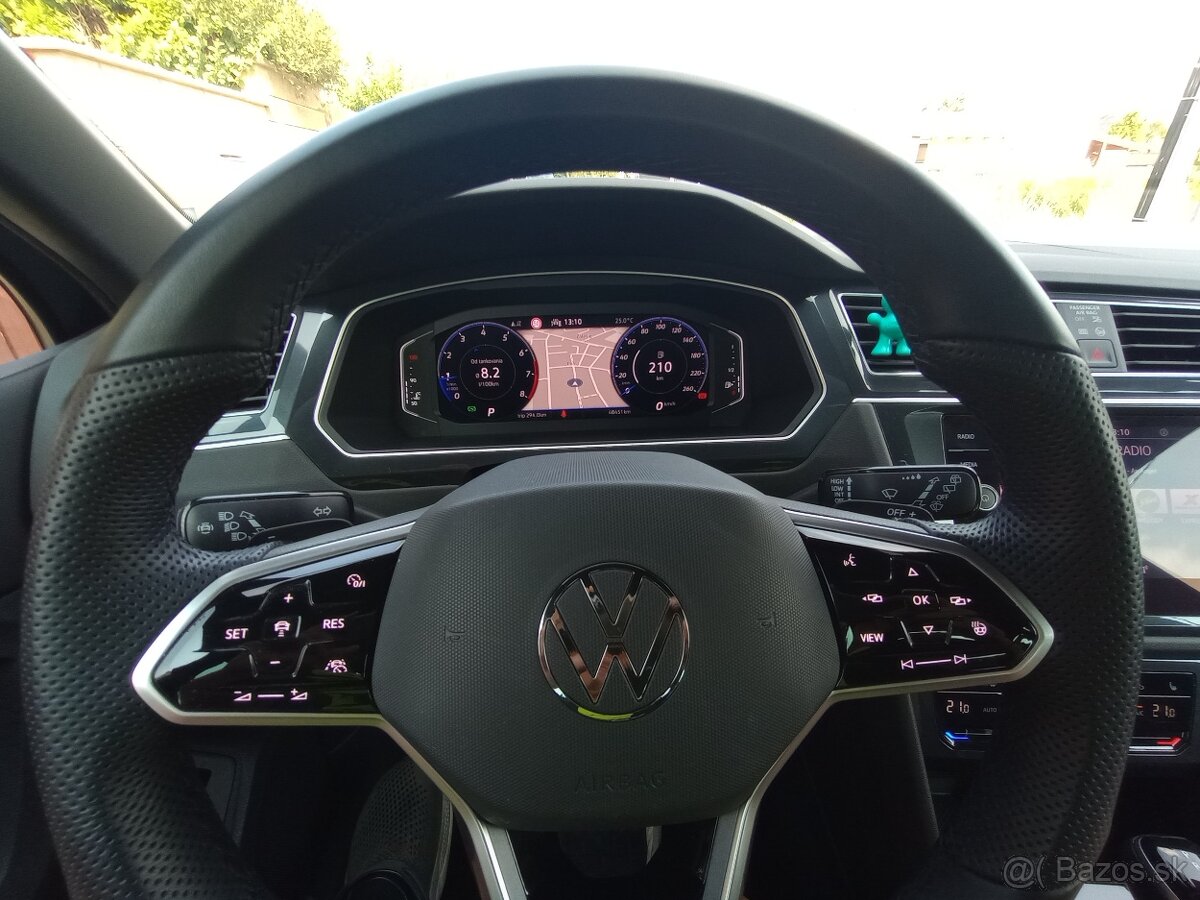 VW.Tiguan R-Line DSG - 11