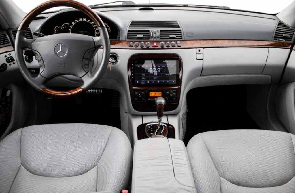 Mercedes-Benz S-triedy 500 (2000) - 11