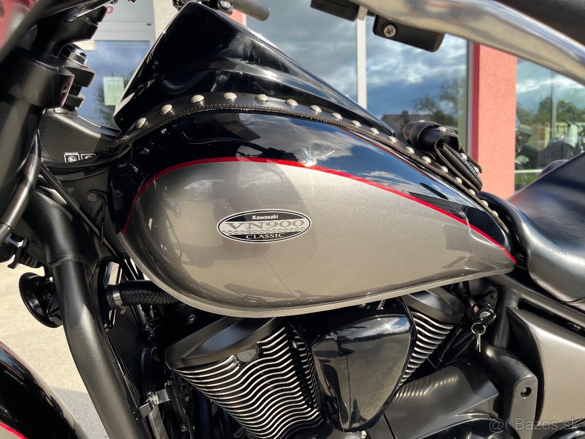 Kawasaki VN900 - 11