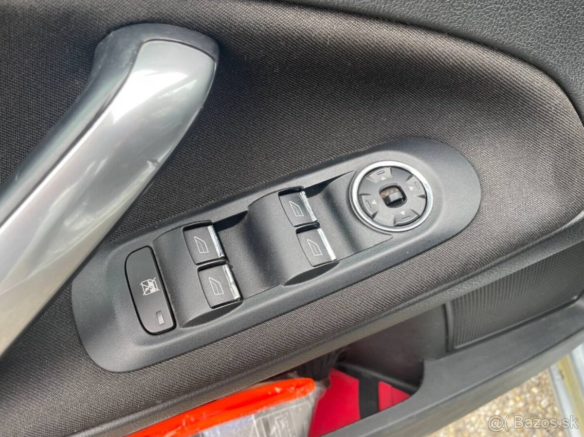 Ford Mondeo Combi 1.8 TDCI - 11