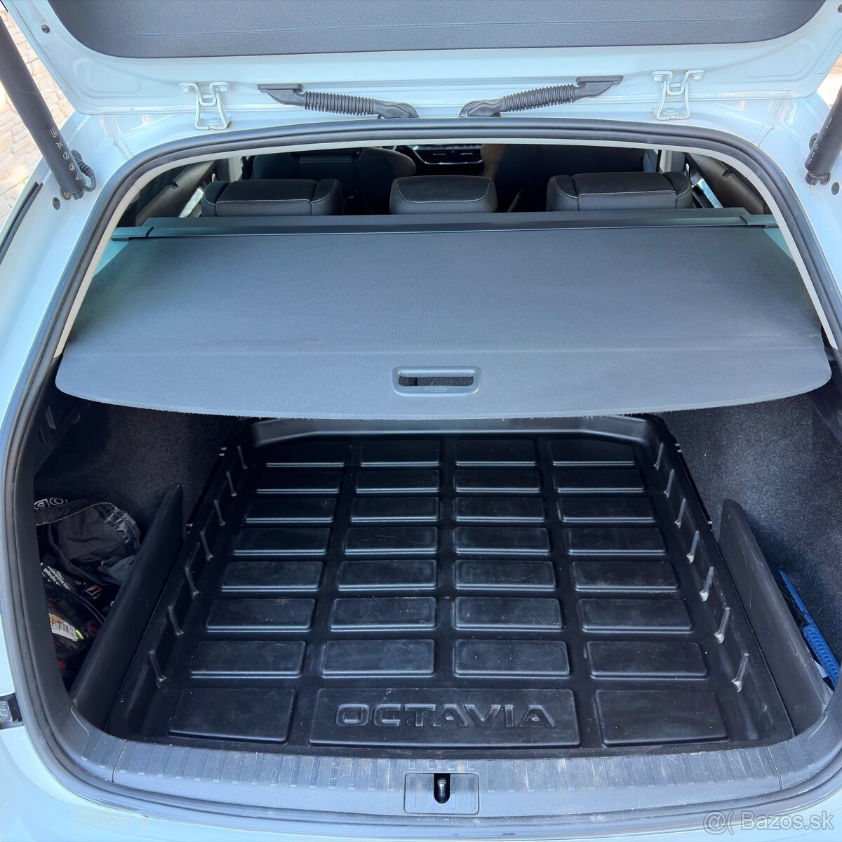 Skoda Octavia Combi IV 2,0TDI DSG 150k LED - 11